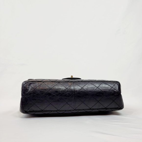 Chanel 2.55 Reissue Double Flap Shoulder Bag - Picture 4 of 7